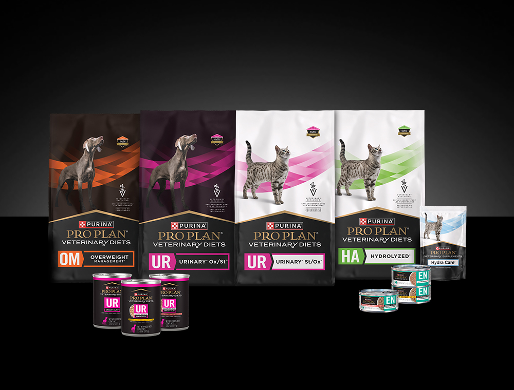 Lineup of Pro Plan Veterinary urinary products.